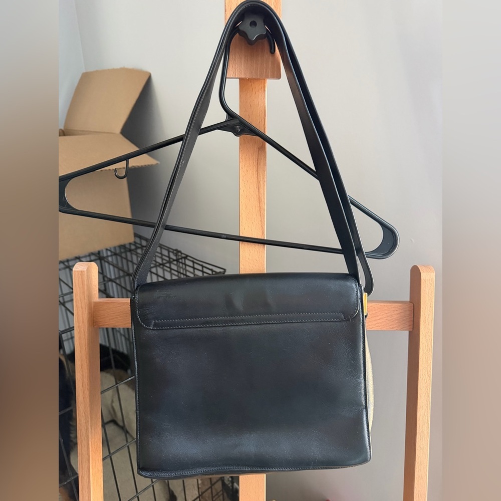 Vintage Gucci black leather bag with Certification of Authenticity - Picture 2 of 16